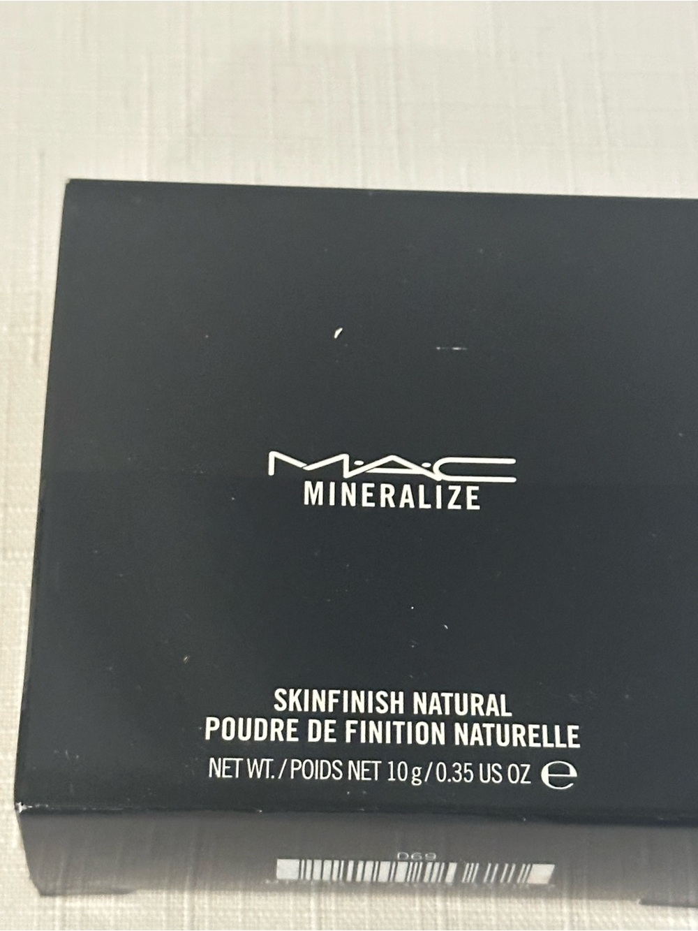 MAC Mineralize Skinfinish Natural Setting Powder -   NC25 Black Compact
